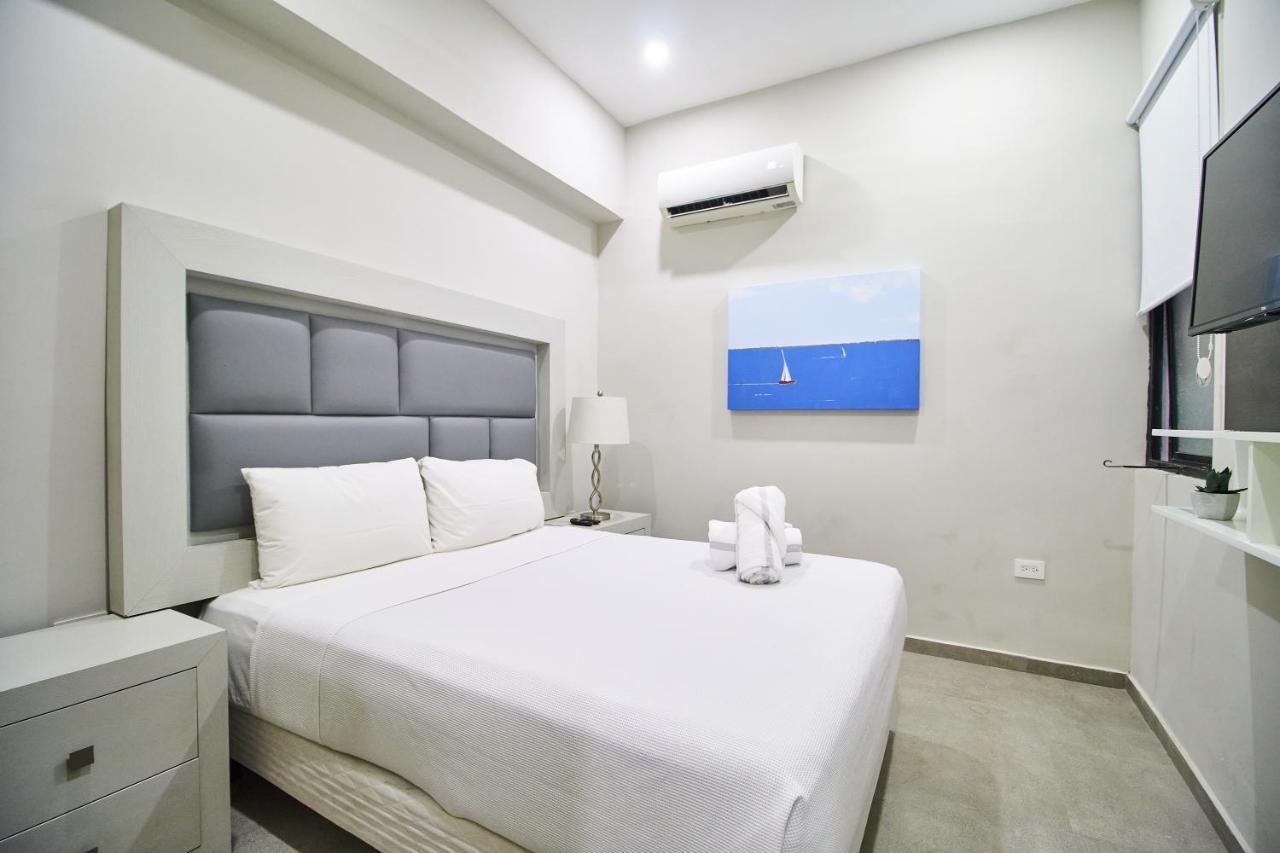 Torre 42 Playa Del Carmen By Lockey Aparthotel Екстериор снимка