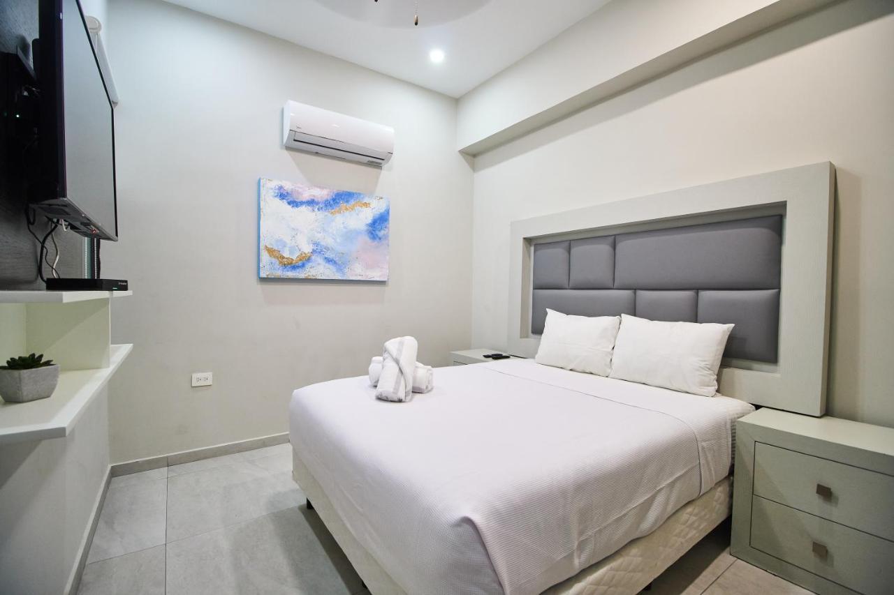 Torre 42 Playa Del Carmen By Lockey Aparthotel Екстериор снимка